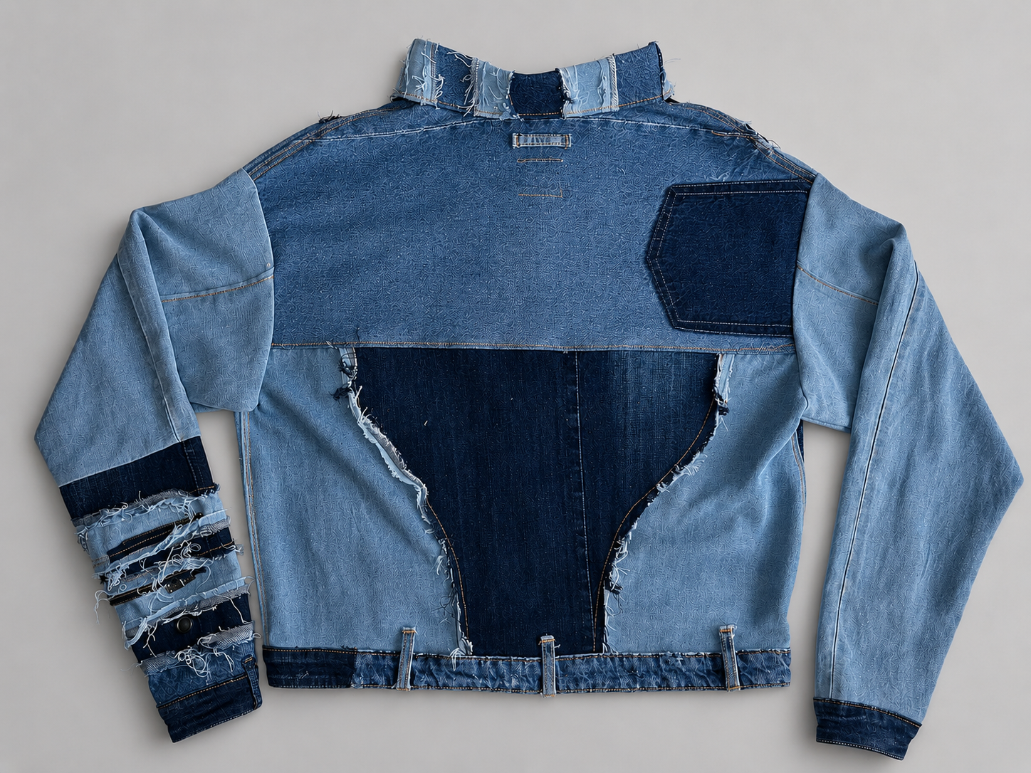 Distressed denim jacket "10 Hours" (Pre-Order)