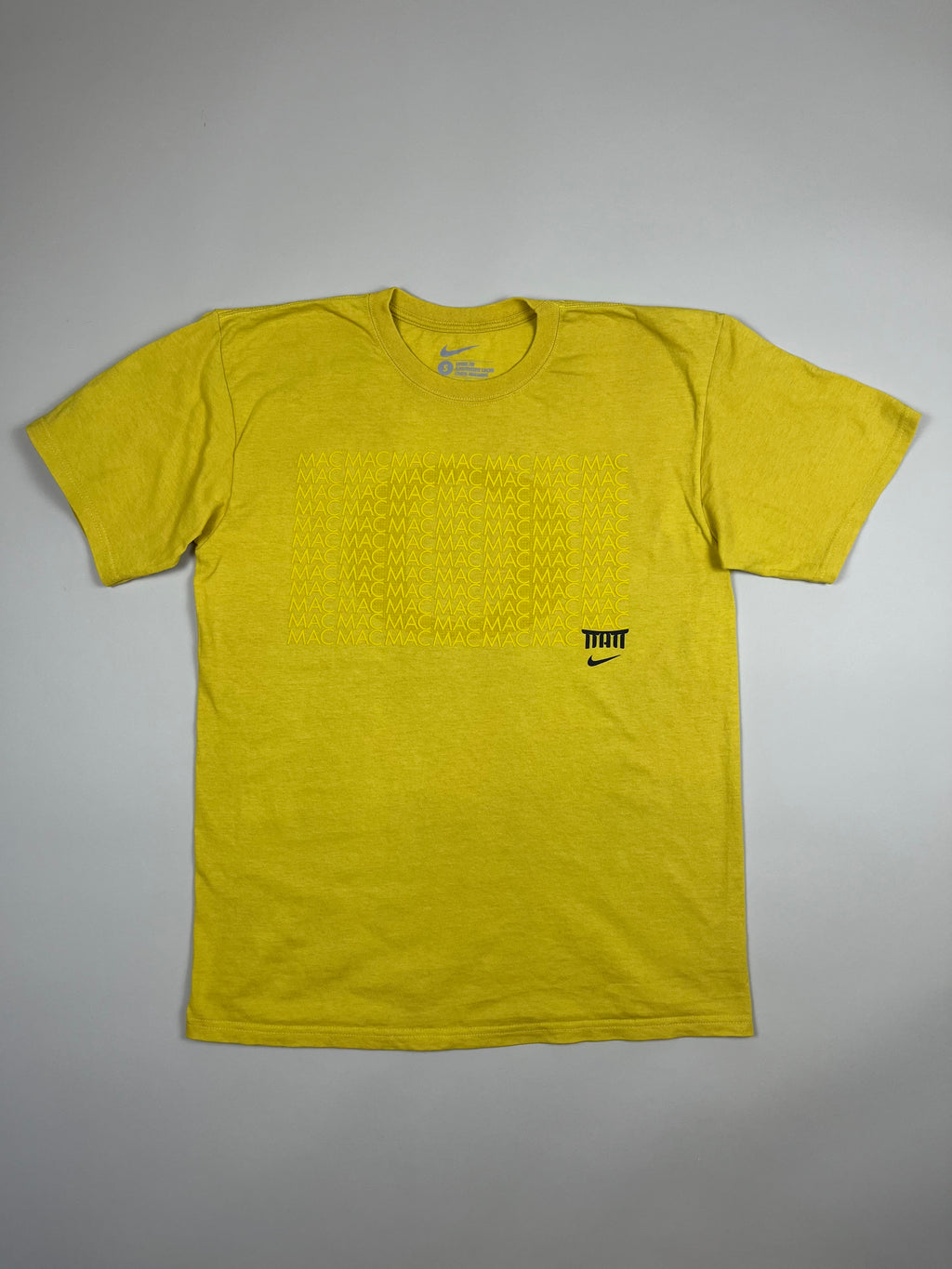 T-Shirt Nike mit „MAC MATT“-Rückenprint S - second hand