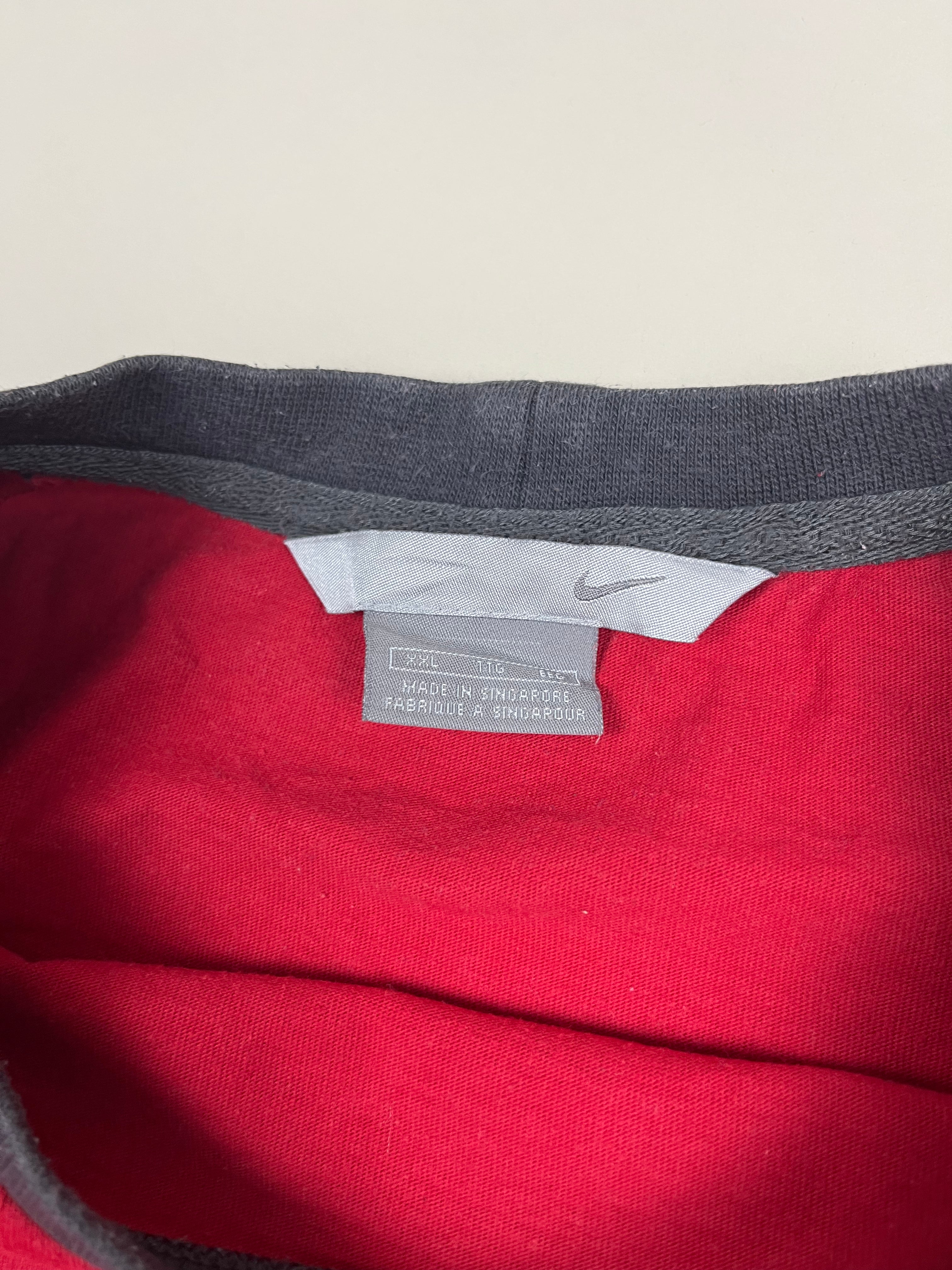 Nike Colorblock T-Shirt in Rot/ schwarz XXL - second hand
