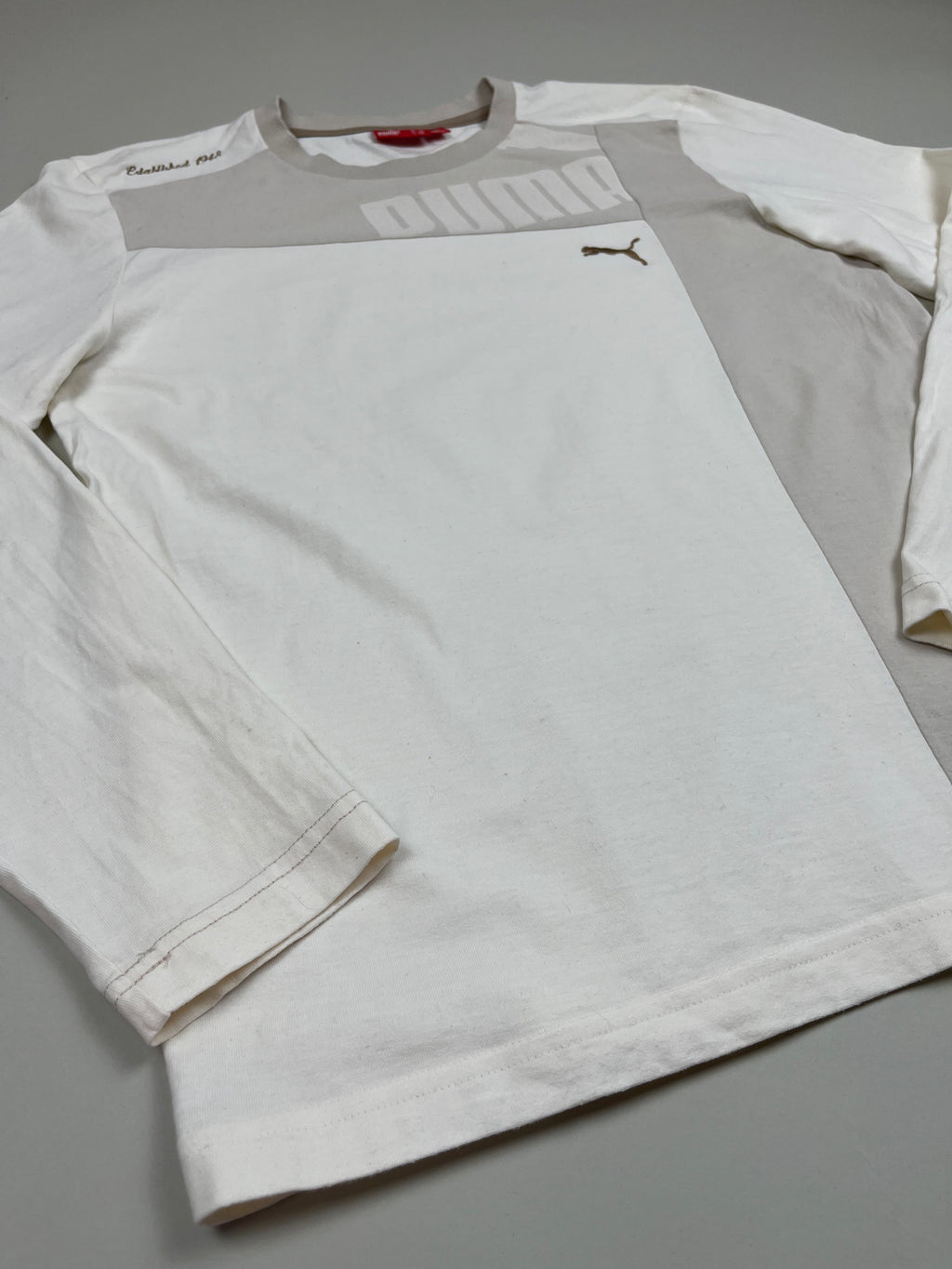 PUMA Langarmshirt in Creme und Beige M - second hand