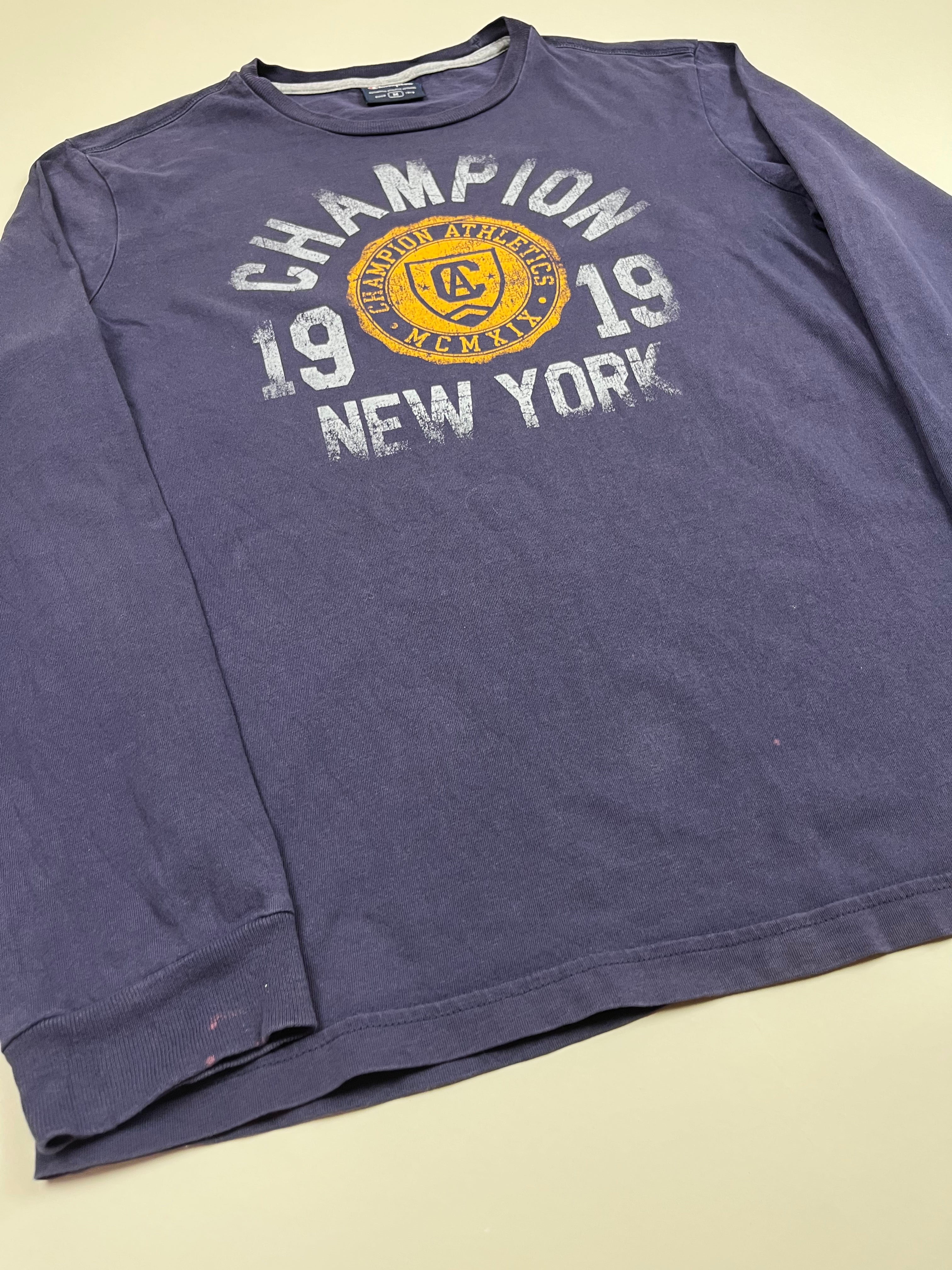 Champion Langarmshirt in Dunkelblau mit Frontprint S / M - second hand