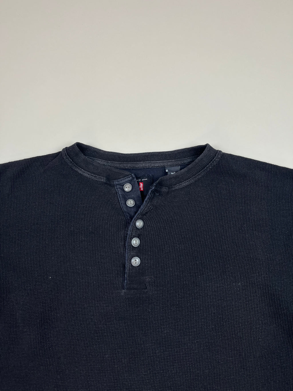 Levi's Henley-Langarmshirt mit Knopfleiste L - second hand